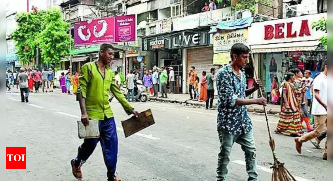 सात बार के विजेता इंदौर को ‘गोल्डन क्लब’ में शामिल किया गया, स्वच्छ शहर की रैंकिंग से बाहर रखा गया