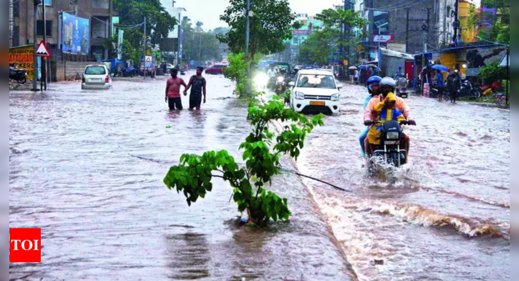 चक्रवात दाना: बंगाल की खाड़ी में दबाव तेज हो गया है, आईएमडी का कहना है कि ओडिशा तट पर भयंकर तूफान आ रहा है भुबनेश्वर समाचार