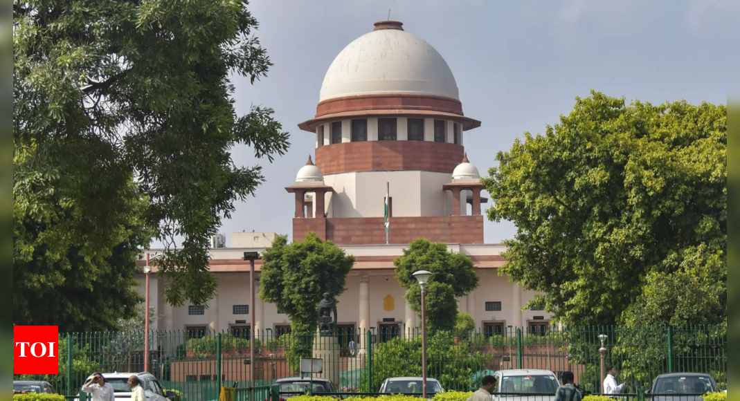 SC: अजित की NCP ‘घड़ी’ चुनाव चिह्न का इस्तेमाल कर सकती है, लेकिन एक अस्वीकरण के साथ | भारत समाचार