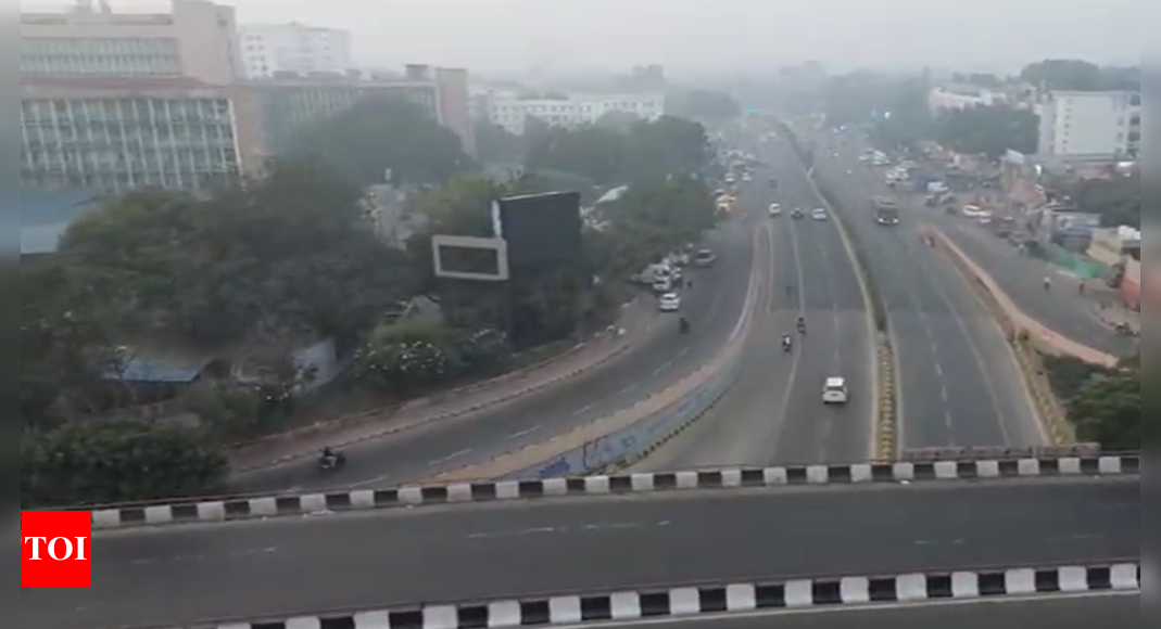 दिल्ली वायु प्रदूषण से जूझ रही है क्योंकि AQI ‘बहुत खराब’ श्रेणी में बना हुआ है दिल्ली समाचार