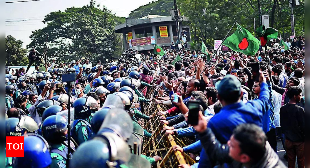 बांग्लादेश विद्रोही संगठन बनाएंगे नई पार्टी; बीएनपी ने चुनाव में धोखाधड़ी की आशंका जताई