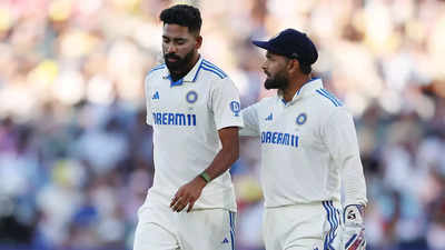 IND vs AUS: 'भारतीय खिलाड़ियों को मोहम्मद सिराज से बात करने की जरूरत'