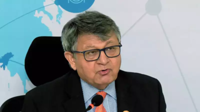 NITI AAYOG वाइस चेयरमैन आंध्र सीएम से मिलते हैं
