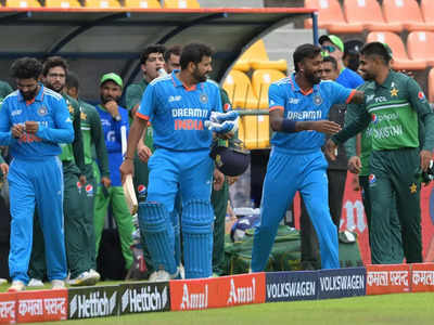 'शांत रहें और उस शोर को ब्लॉक करें': सरफाराज अहमद ने चैंपियंस ट्रॉफी में उच्च तीव्रता वाले भारत संघर्ष के लिए पाकिस्तान का समर्थन किया