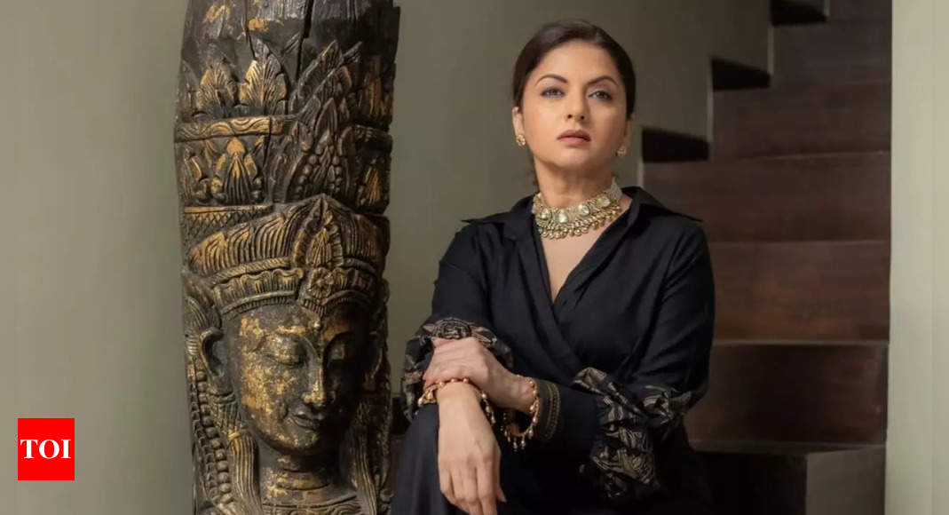 भगयश्री घर पर लैंगिक समानता पर खुलती है; कहती है कि वह अपने बच्चों को अभिमन्यु और अवंतिका को नैनियों के साथ छोड़ने में विश्वास नहीं करती थी: ‘मैं दोनों दुनिया का प्रबंधन करने के लिए बहुत छोटा था’ | हिंदी फिल्म समाचार