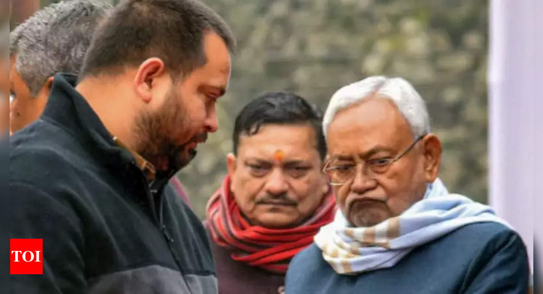 तेजशवी ने नीतीश की ग्रैंड एलायंस में वापसी की। पटना न्यूज