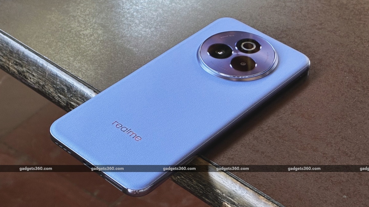Realme P3 PRO 5G, Realme P3 की कीमत भारत में रियायती के दौरान रियायती है।