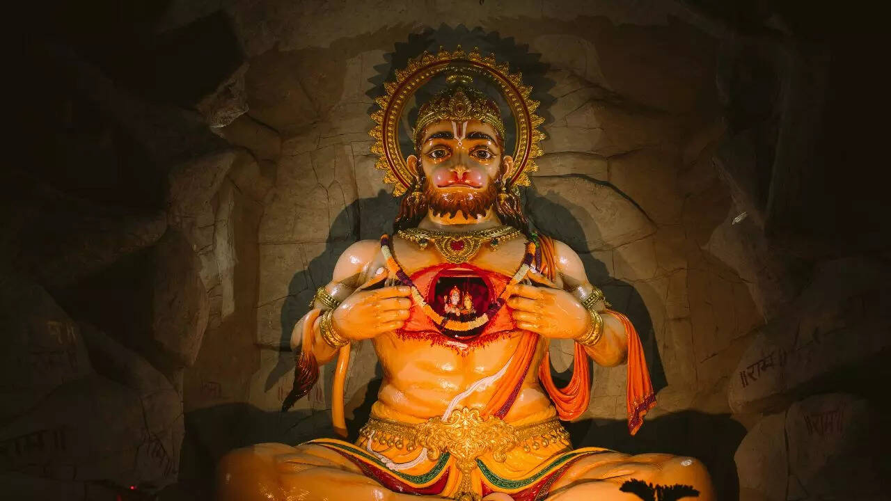 हनुमान चालिसा: सबसे अच्छा समय, लाभ, सही तरीका है