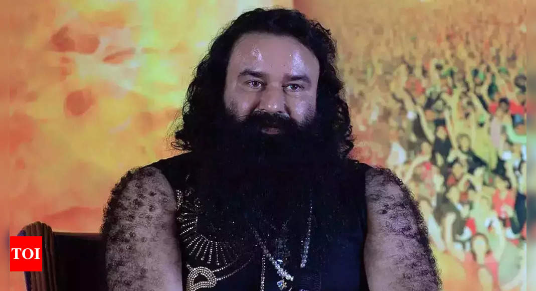 दोषी ठहराए गए बलात्कारी गुरमीत राम रहीम सिंह प्रमुख ने फिर से जेल से बाहर कर दिया, 21-दिवसीय फर्लो दिया | चंडीगढ़ समाचार