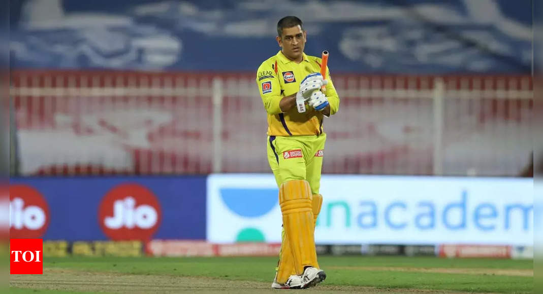 IPL: जब एमएस धोनी ने ‘फूड डिलीवरी’ पर सीएसके की टीम होटल बदल दिया – तो वॉच | क्रिकेट समाचार