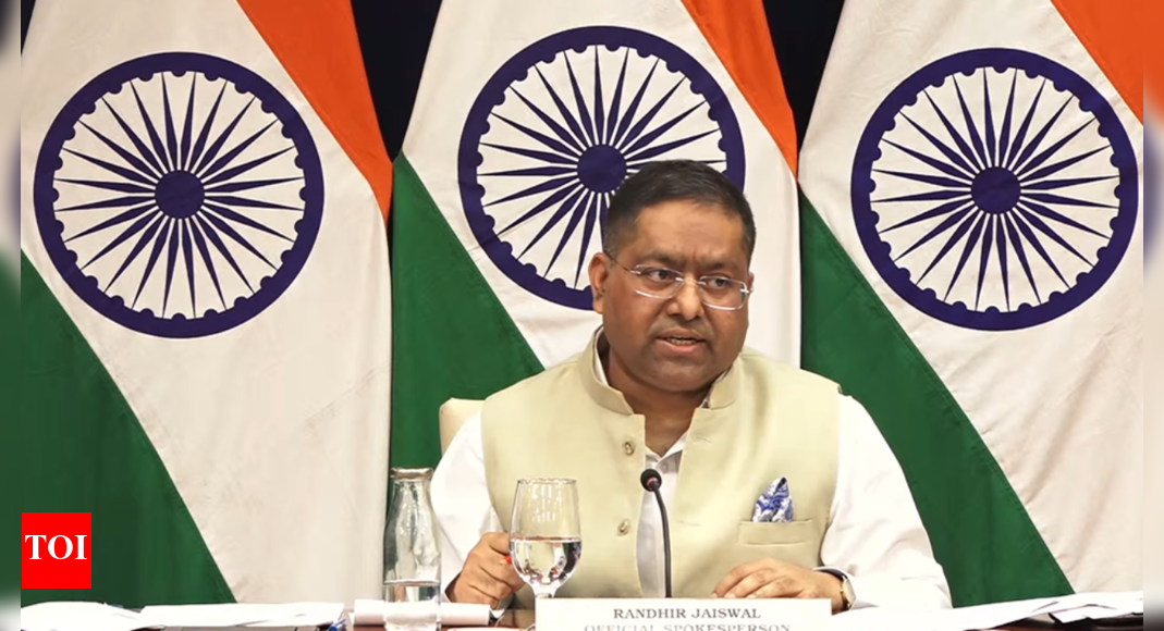 ‘पाकिस्तान के साथ J & K का एकमात्र संबंध अवैध रूप से कब्जे वाले प्रदेशों की छुट्टी है’: भारत पर पाक सेना प्रमुख की टिप्पणियां | भारत समाचार