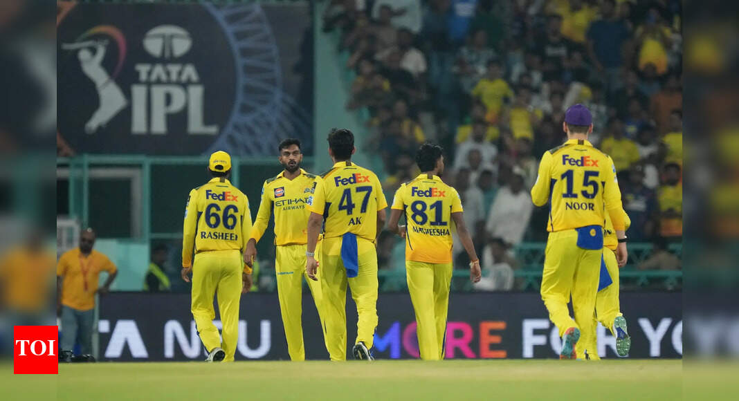पुराना सूत्र, नई विफलताएं: CSK का IPL 2025 अभियान आधे रास्ते में अनरवेल्स | क्रिकेट समाचार