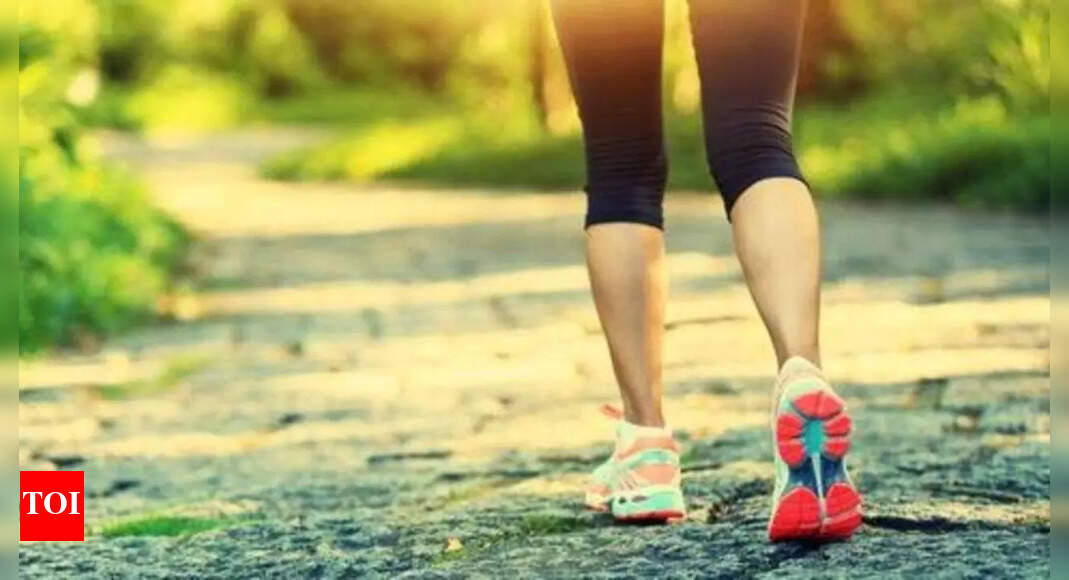 सुबह की सैर के लिए जा रहे हैं? ये 5 चीजें हैं जिनसे आपको बचना चाहिए