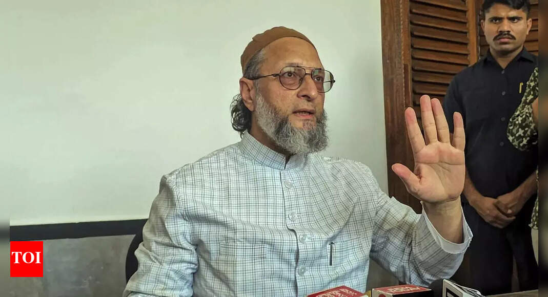 ‘पाहलगाम पर ऑल-पार्टी मीट के लिए आमंत्रित किया गया’: पीएम मोदी को छोटे दलों को शामिल करने के लिए आग्रह करने के बाद असदुद्दीन ओवैसी | भारत समाचार