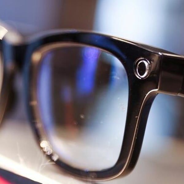 Essilorluxottica टैरिफ प्रभाव के बावजूद आउटलुक की पुष्टि करता है