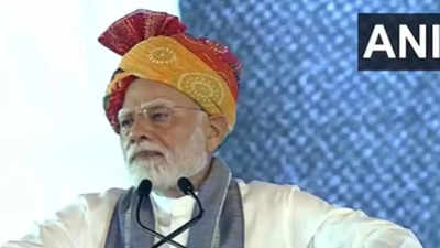 'वोटबैंक का वायरस': पीएम नरेंद्र मोदी ने वक्फ अधिनियम का विरोध करने के लिए कांग्रेस पर हमला किया, लूट ऑफ लैंड अब रुक जाएगी