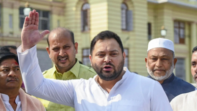 'भाजपा देश को विभाजित करना चाहता है': तेजशवी यादव स्लैम्स वक्फ बिल को 'असंवैधानिक' के रूप में